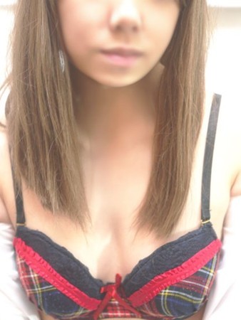 錦戸　アイラさんの写真1枚目