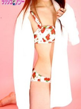 あやかさんの写真2枚目