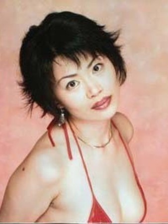 華岡　瞳さんの写真2枚目