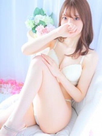 桐山さなさんの写真3枚目