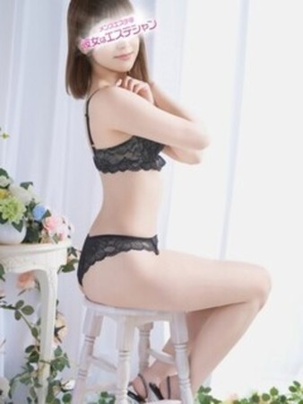 紡田くるみさんの写真3枚目