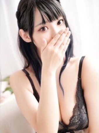 結川ひなのさんの写真1枚目