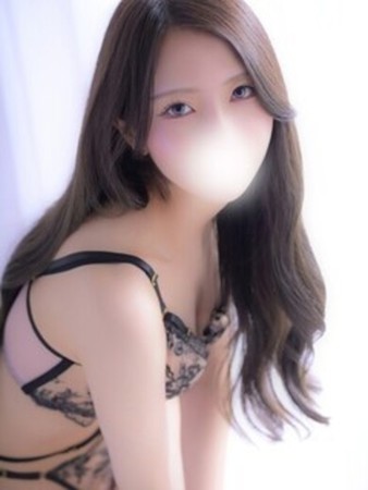 霜月ひびきさんの写真1枚目