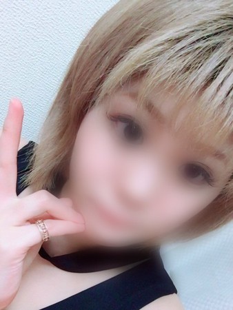 えれな【池袋店】さんの写真1枚目