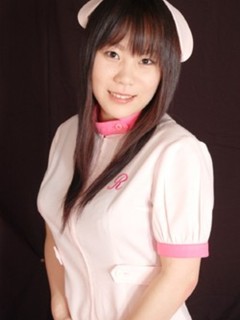 な　つ