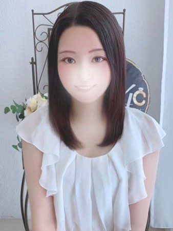 ゆいなさんの写真3枚目