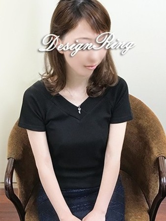真理奈さんの写真1枚目