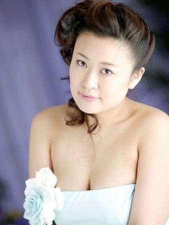 秋乃かなさんの写真2枚目