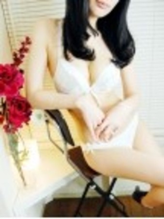 萌（もえ）さんの写真4枚目