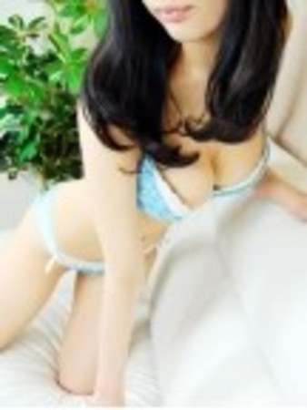 萌（もえ）さんの写真3枚目