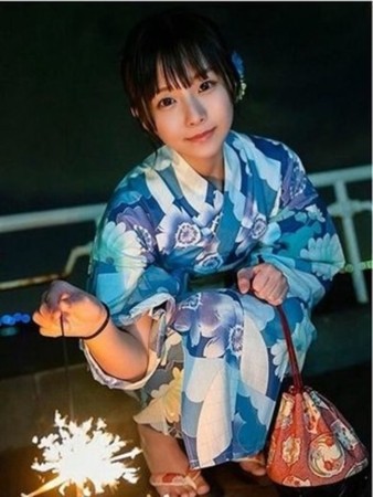 わかな☆単体AV女優☆さんの写真2枚目