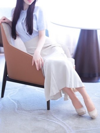 泉(いずみ)さんの写真3枚目