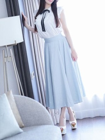 新人・灯茉里(ひまり)さんの写真4枚目