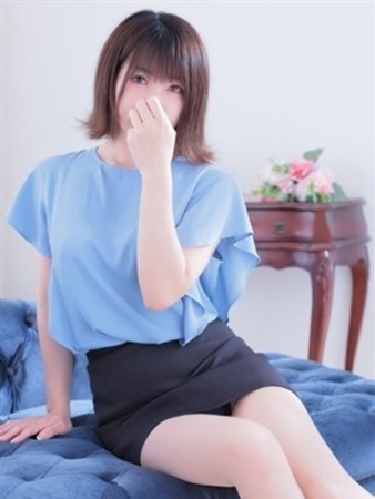 栞(しおり)さんの写真3枚目