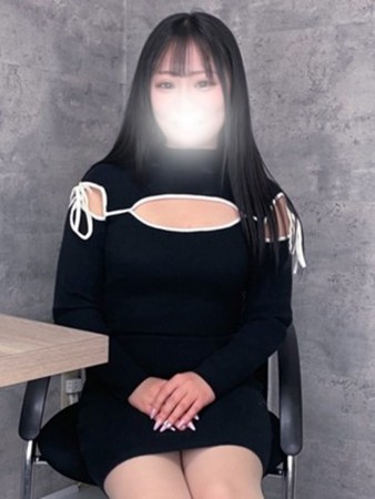 美那萌(みなも)さんの写真1枚目