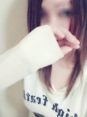 新人・りりさんの写真1枚目