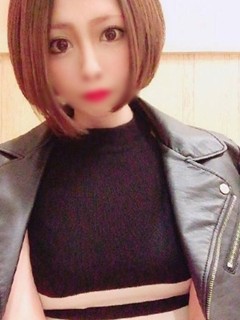 新人・まき