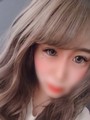 新人せり