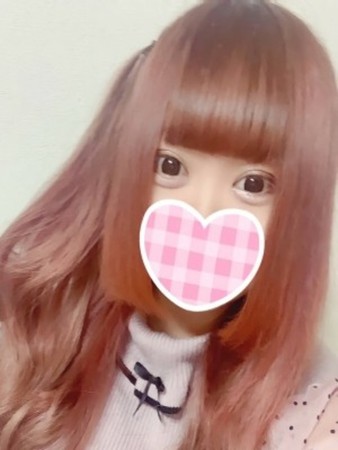 新人あいりさんの写真1枚目