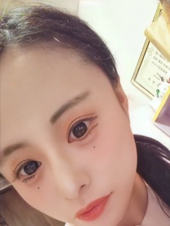 新人ひめかさんの写真1枚目