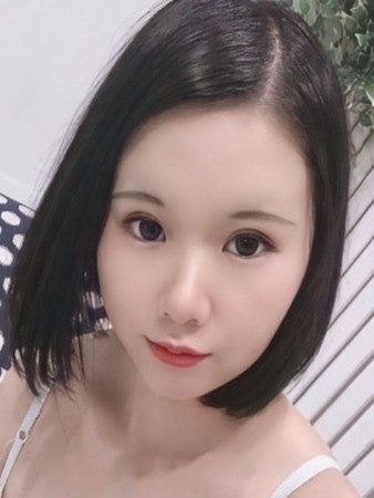 新人あざみさんの写真1枚目