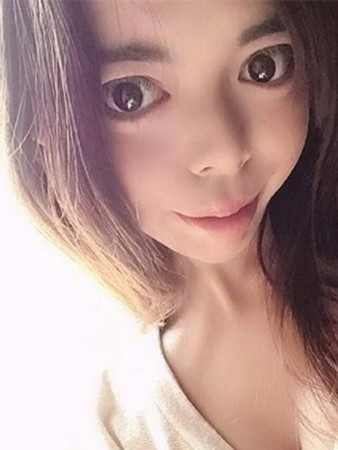 あやねさんの写真1枚目