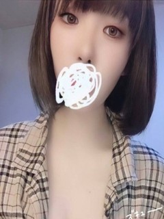 新人もえこ