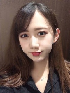 新人あゆり