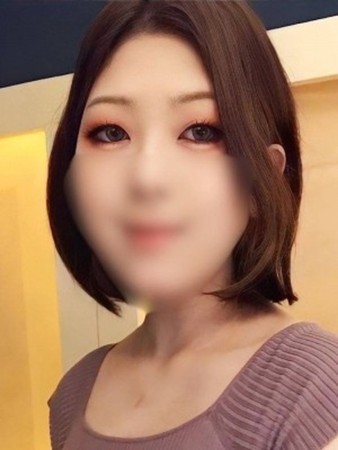 新人まりあさんの写真1枚目