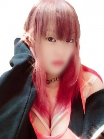 新人あきなさんの写真1枚目