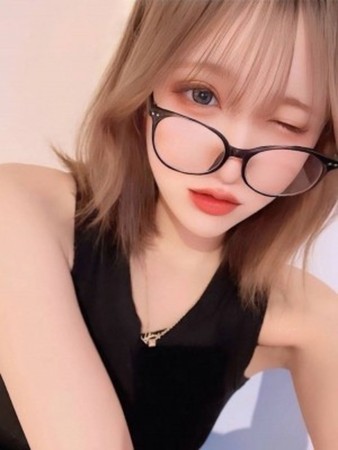 新人えるさんの写真1枚目