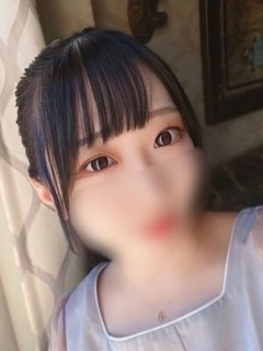 新人ゆうな