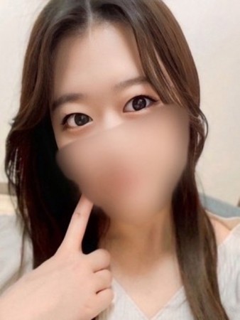 新人ここさんの写真1枚目