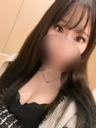 新人まみさんの写真1枚目