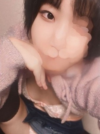 新人あけみさんの写真1枚目