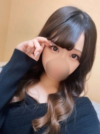 新人らなさんの写真1枚目