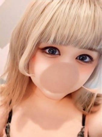 新人くみさんの写真1枚目