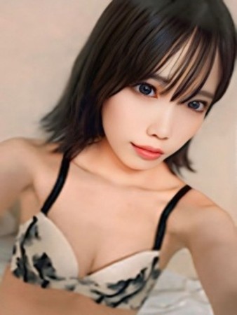 新人めぐさんの写真1枚目