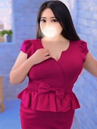 新人るいさんの写真1枚目