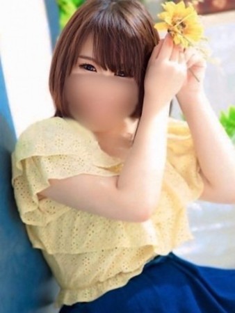 新人えりかさんの写真1枚目