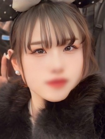 新人るきあさんの写真1枚目