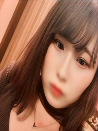 新人さきさんの写真1枚目