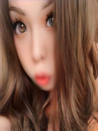 新人らいらさんの写真1枚目