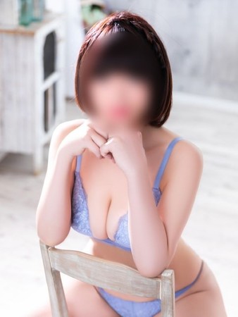 みやび（ファースト）さんの写真2枚目