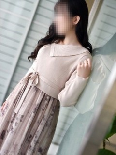瑠里乃(るりの)