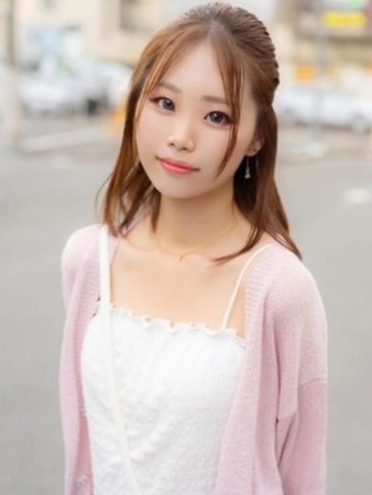 あやかさんの写真2枚目