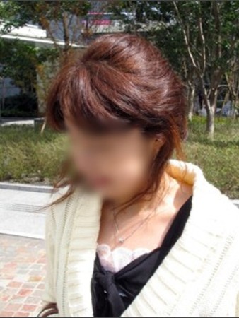 有里さんの写真4枚目