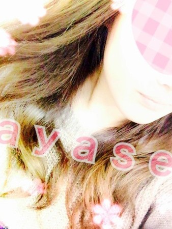 綾瀬リカさんの写真4枚目