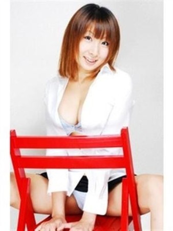 赤西まなみさんの写真2枚目