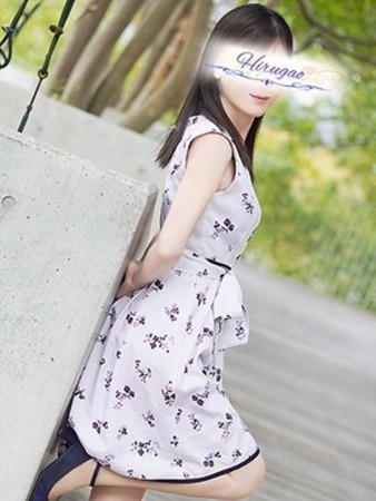 奈央さんの写真3枚目